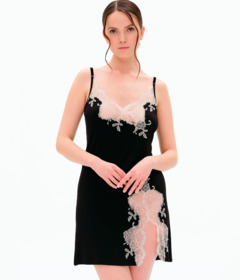 Жіноча нічна сорочка Effetto 03162O чорна